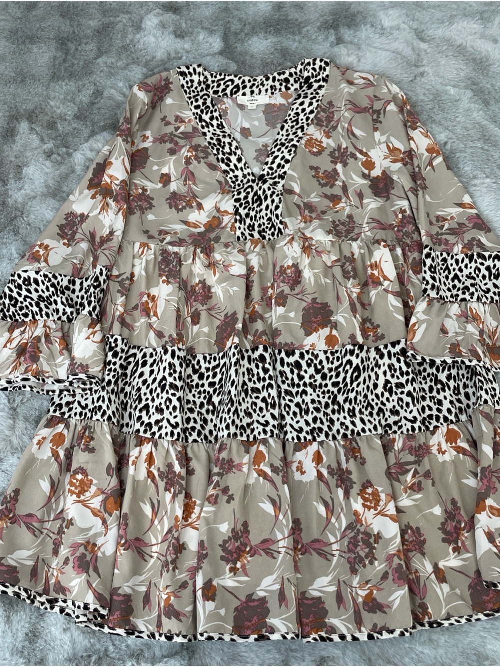 entro Beige Floral Tiered Midi Dress with Black-and-White Animal Trim-0317